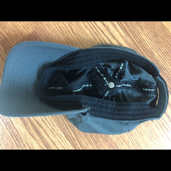 Women’s Columbia hat - Picture 3 of 3